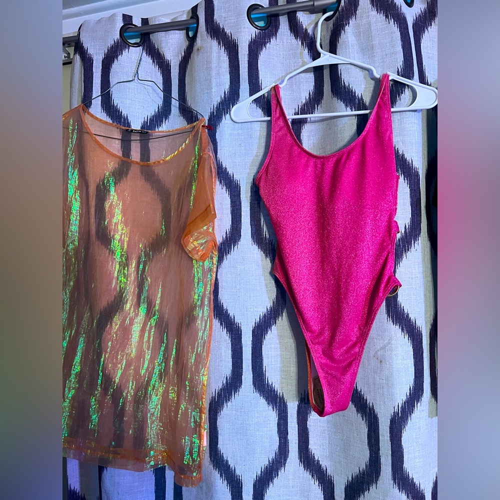 JUNIORS ONE PIECE BATHING SUIT & SUIT SHIRT COVER